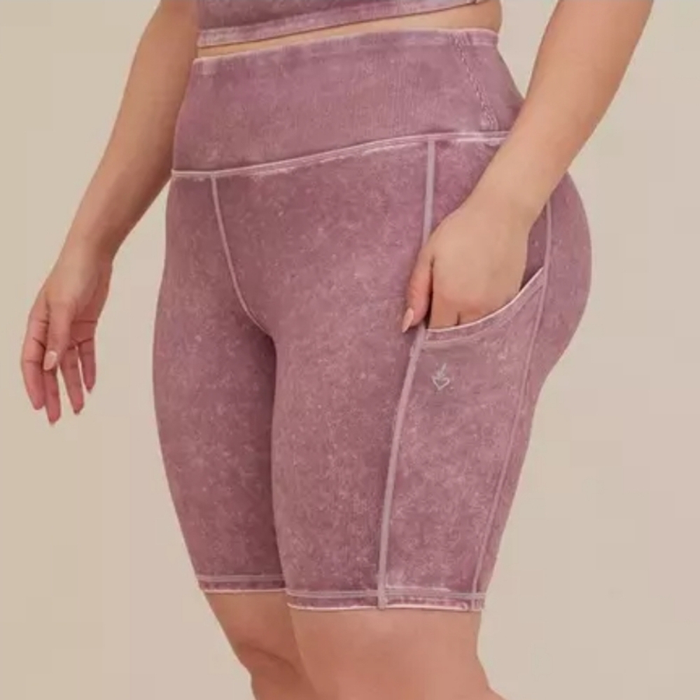 Torrid Performance 9 Inch Active Bike Short In Elderberry Plus Size 6X